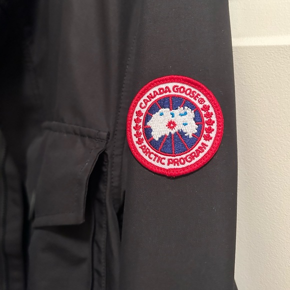 Canada Goose Jacket - Picture 4 of 4